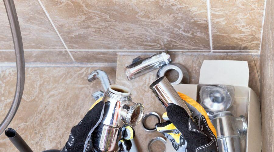 Professional gutter cleaning in Linden, IA